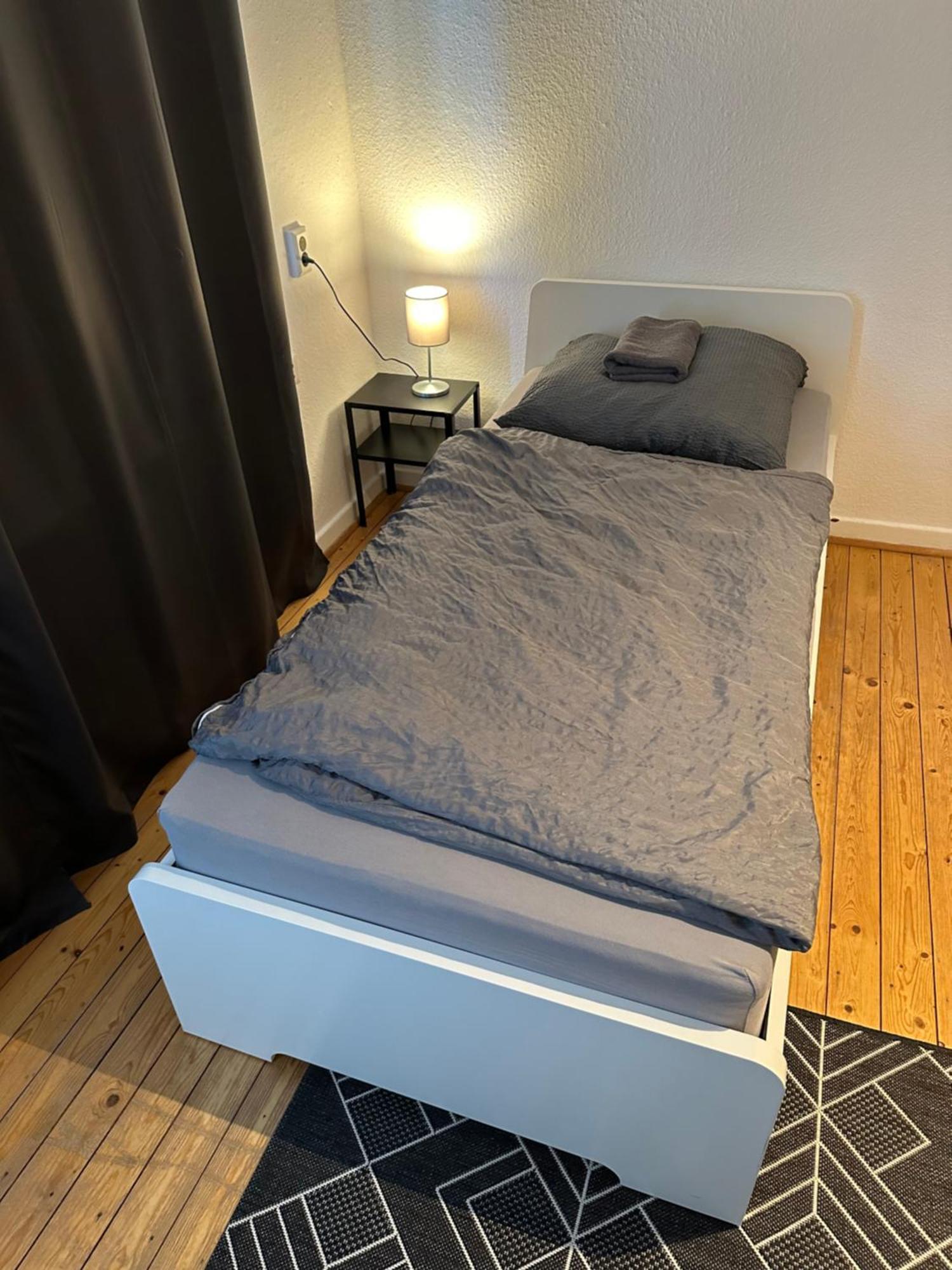 Doppelbett Unterkunft Vahrenwald-List Hanovra Exterior foto