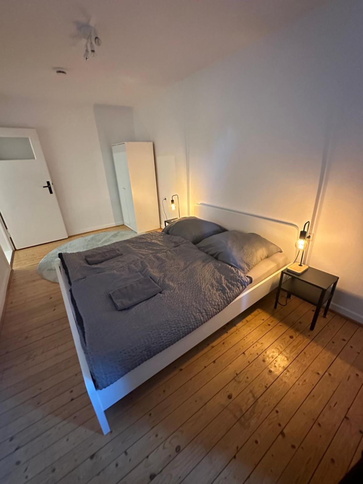 Doppelbett Unterkunft Vahrenwald-List Hanovra Exterior foto