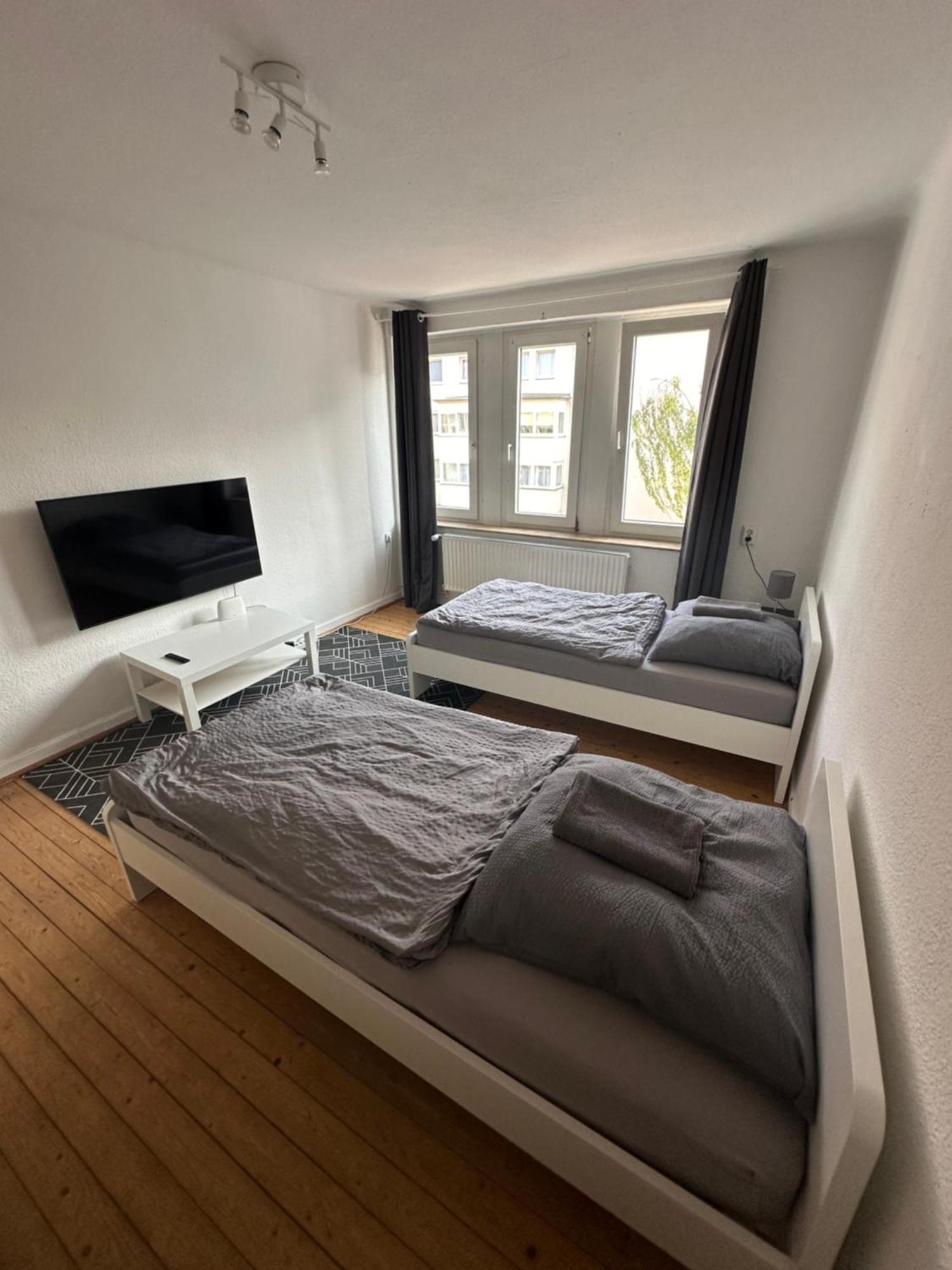 Doppelbett Unterkunft Vahrenwald-List Hanovra Exterior foto